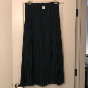 New with tags! Club Monaco Jamae pleated skirt